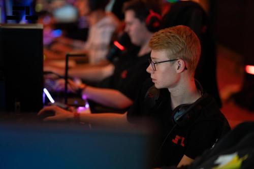 Schiller_Lan_09_122